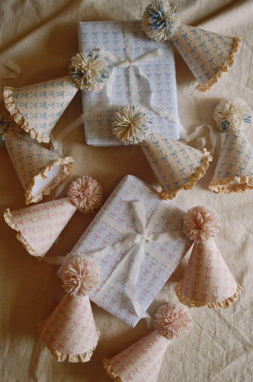 Party Hat - Pink Bows 